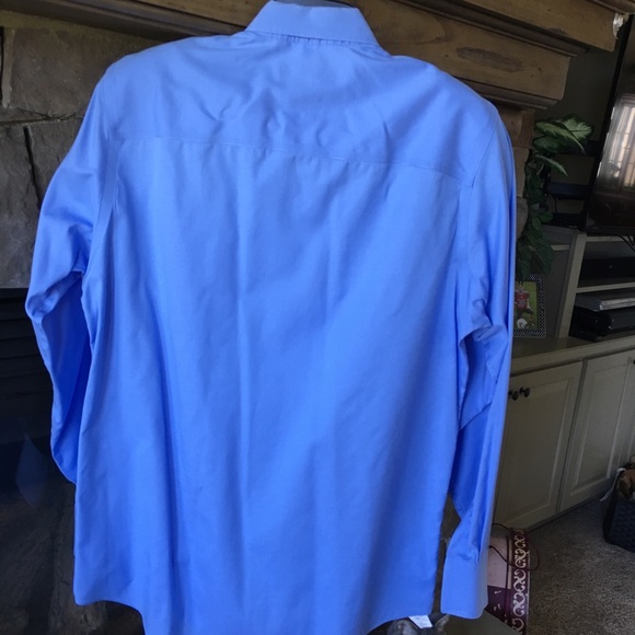Kenneth Cole Reaction Dress Shirt. Men’s med.❤️ - Picture 2 of 8